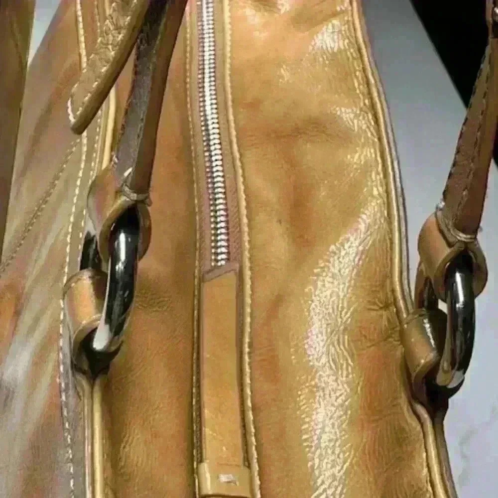 Coach Gallery F13761 Golden Tan Patent Leather Medium Shoulder Bag Turn Locks